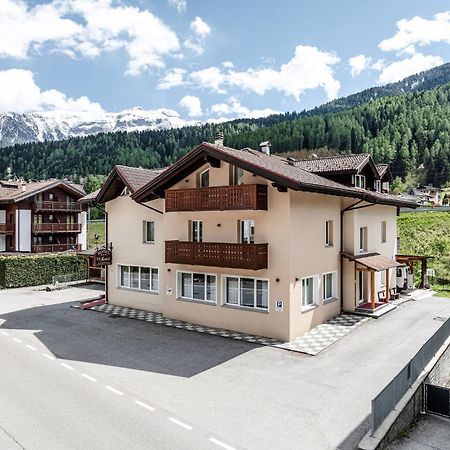 Hotel La Noria Commezzadura Exteriör bild